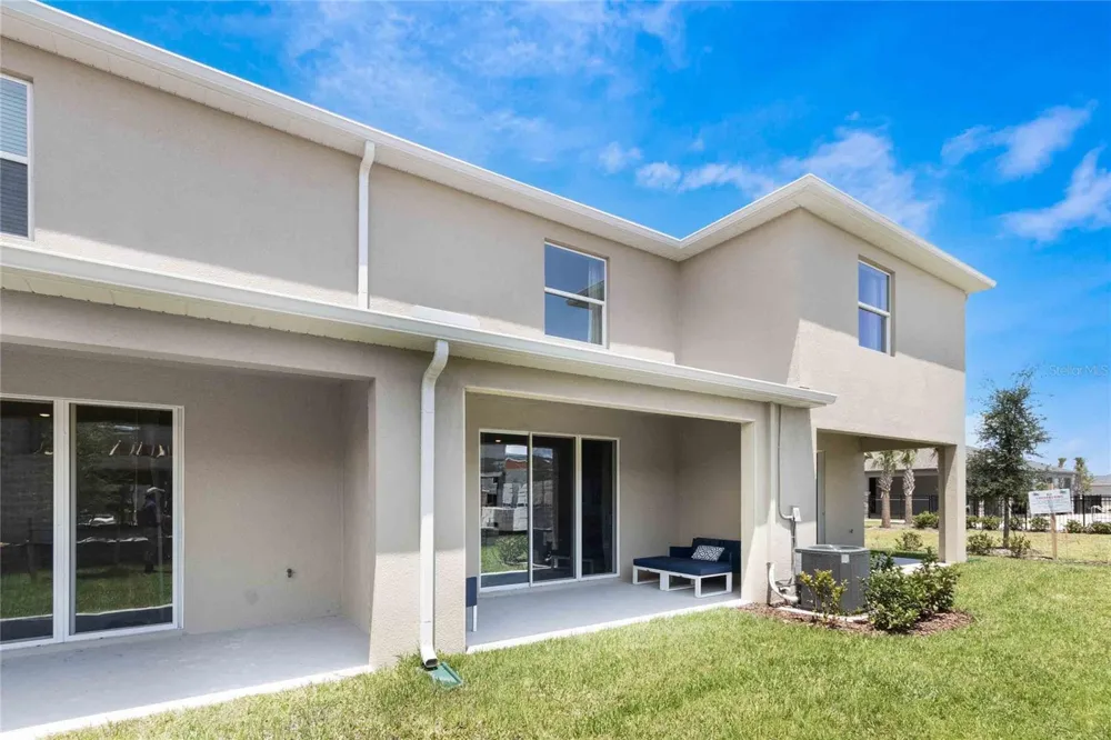 1371 ISLETA LOOP Kissimmee, FL 34741