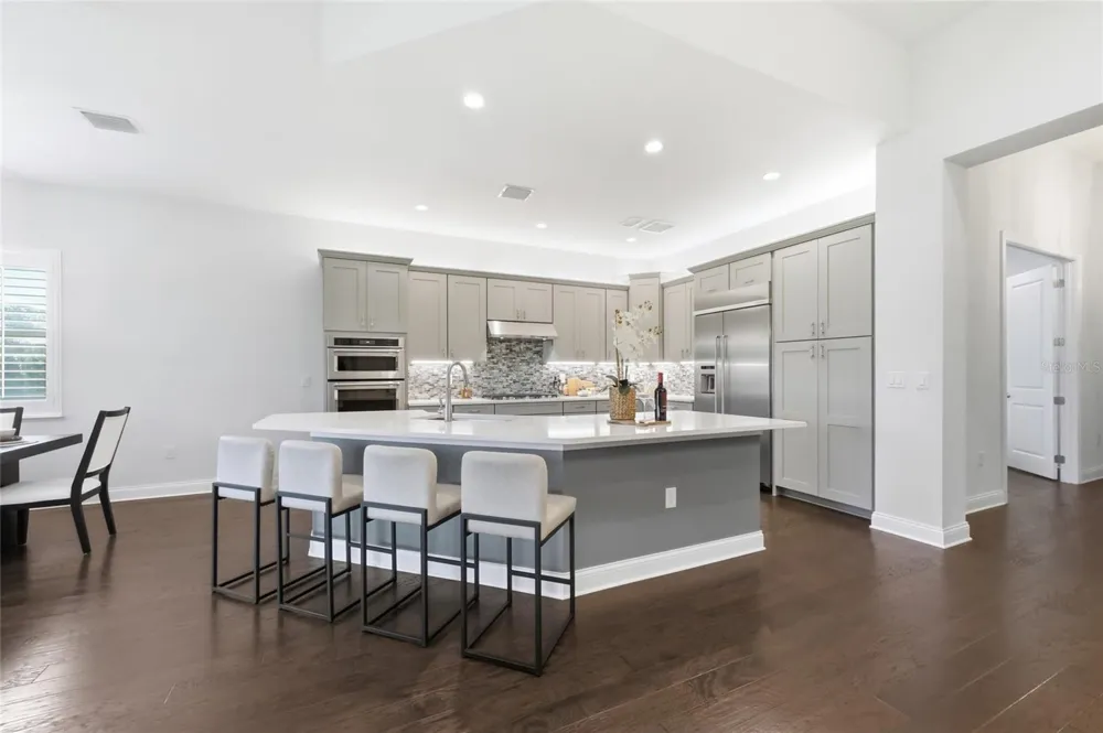 10692 ROYAL CYPRESS WAY Orlando, FL 32836