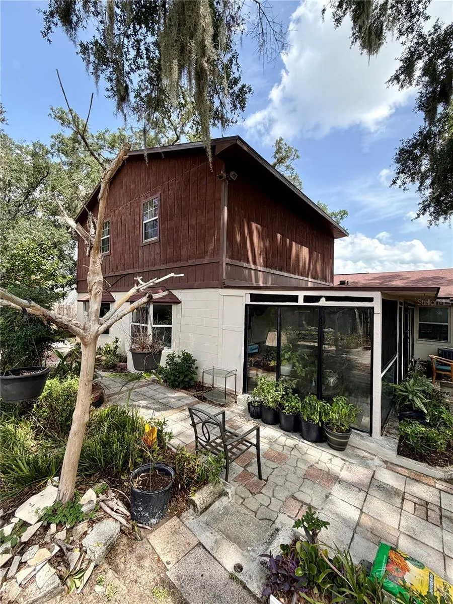 5832 ELON DRIVE Orlando, FL 32808