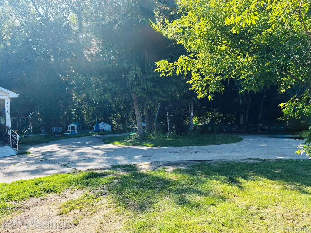 3515 Shreeve Court Burtchville Township, MI 48059