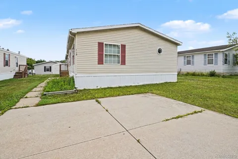 115 Fox Hound Court
