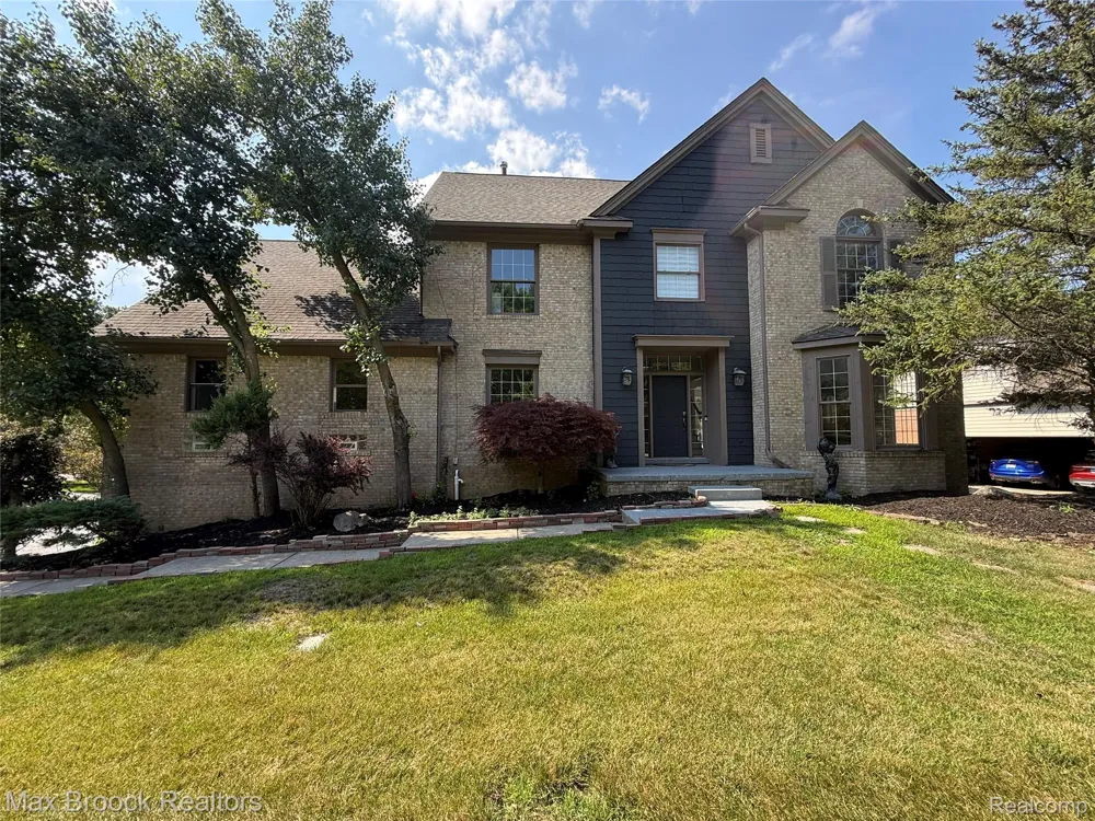3382 Long Meadow Court West Bloomfield Charter Township, MI 48324