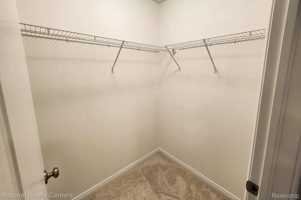390 Devonshire Drive #27 Lapeer City, MI 48446
