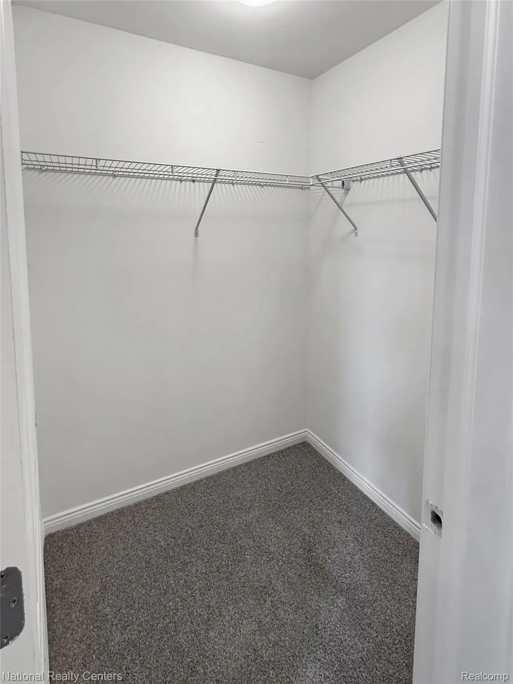 390 Devonshire Drive #27 Lapeer City, MI 48446