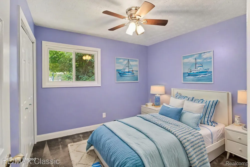 22900 Valerie Street Lyon Charter Township, MI 48178