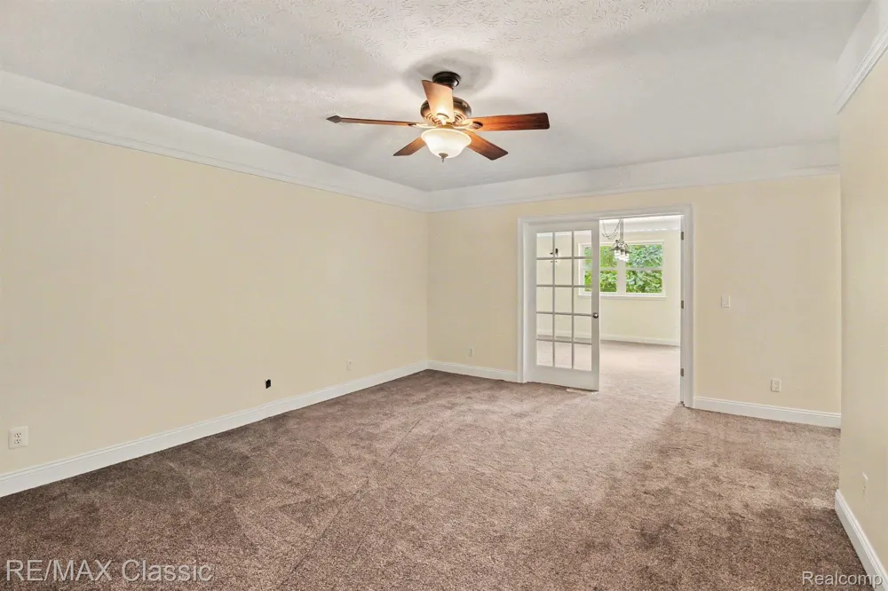 22900 Valerie Street Lyon Charter Township, MI 48178