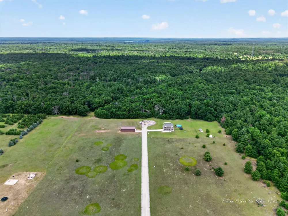 5420 S Kathryn Lane Croton Township, MI 49337