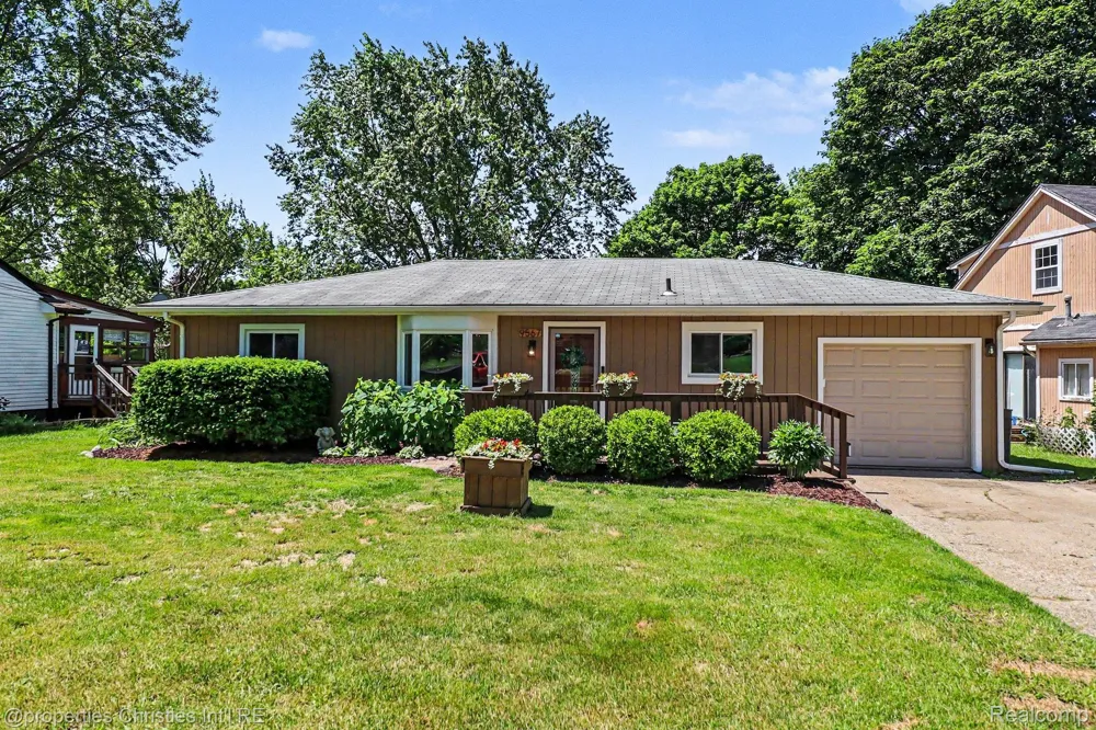 9567 Susin Lane Springfield Charter Township, MI 48348