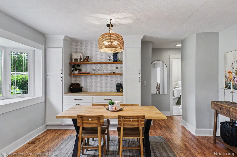 9567 Susin Lane Springfield Charter Township, MI 48348