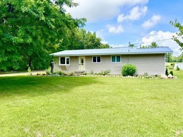 4721 E Sidney Road Evergreen Township, MI 48888