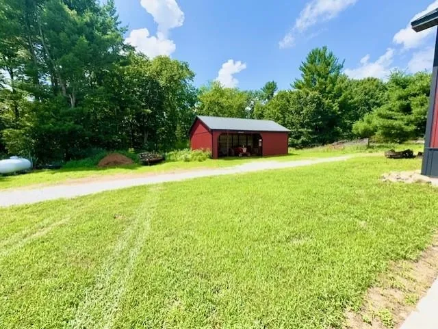 4721 E Sidney Road Evergreen Township, MI 48888