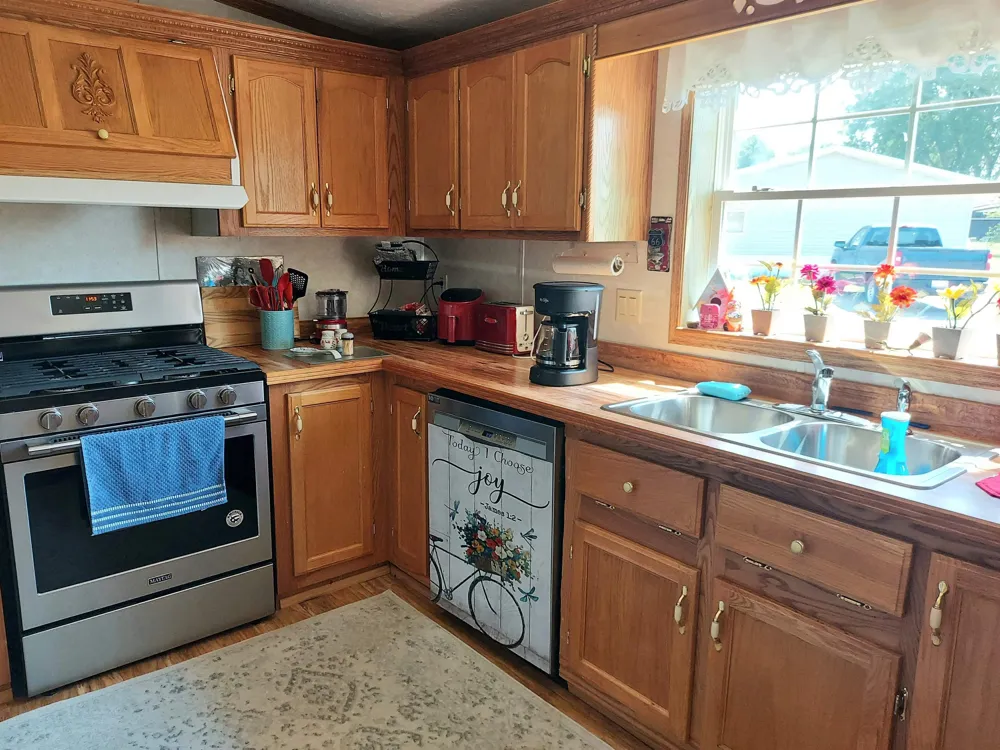 4627 Violet Lane Garfield Charter Township, MI 49685