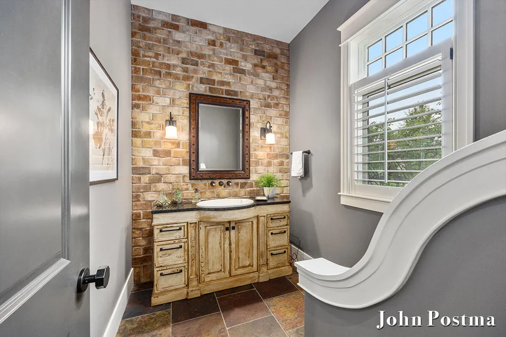 5914 Whitworth Court SE Cascade Charter Township, MI 49546