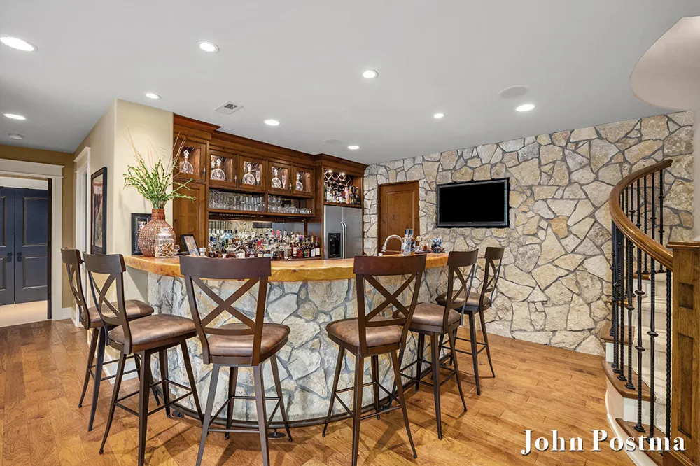 5914 Whitworth Court SE Cascade Charter Township, MI 49546