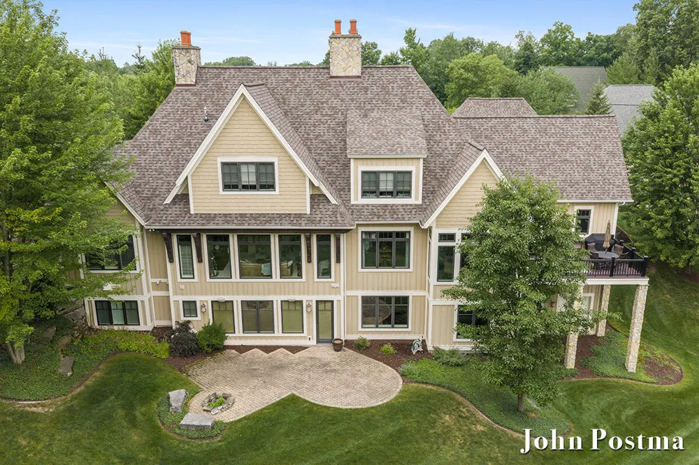 5914 Whitworth Court SE Cascade Charter Township, MI 49546