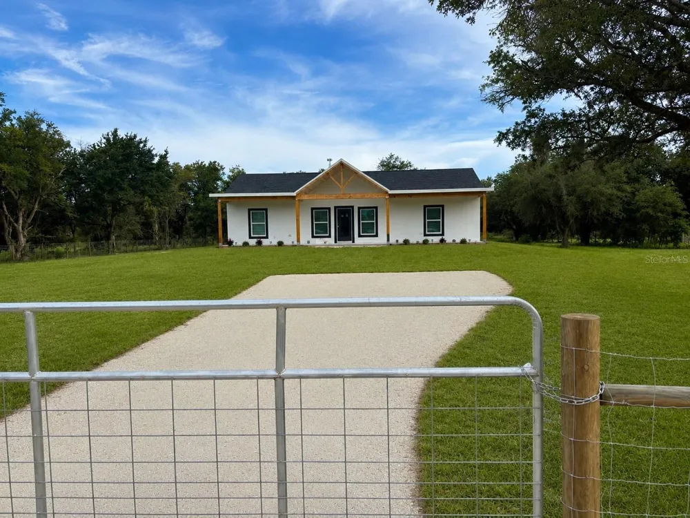 16848 NW 288TH STREET Okeechobee, FL 34972