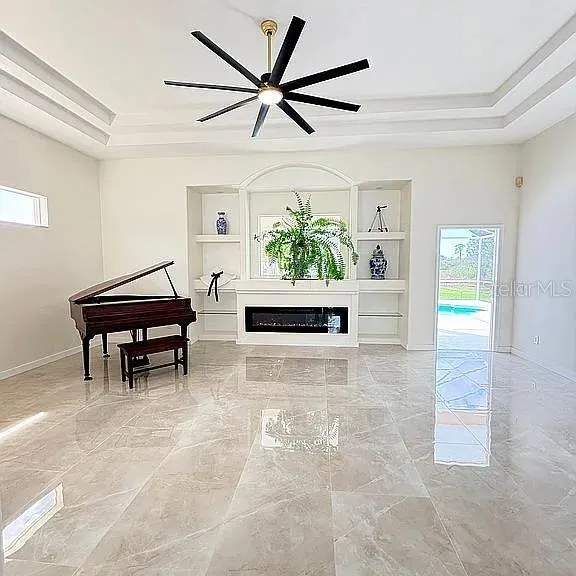 7462 FEATHERSTONE BOULEVARD Sarasota, FL 34238