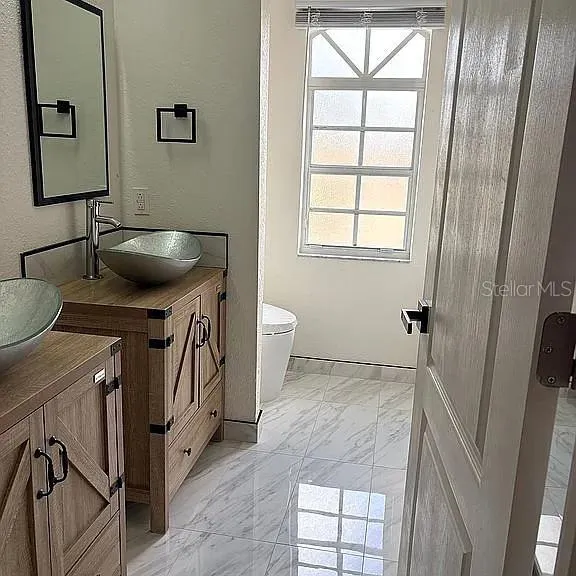 7462 FEATHERSTONE BOULEVARD Sarasota, FL 34238
