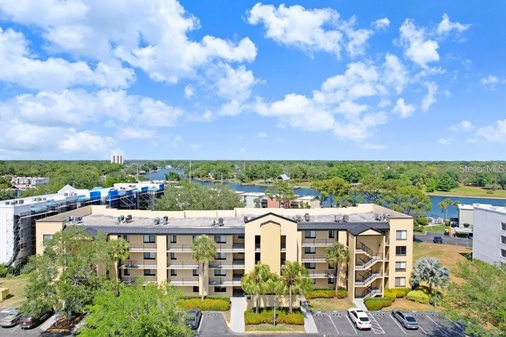 2424 W TAMPA BAY BOULEVARD #M205 Tampa, FL 33607