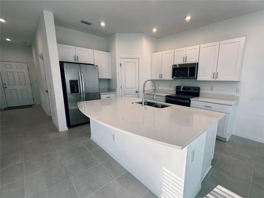 5770 WINDY BAY TERRACE Nokomis, FL 34275