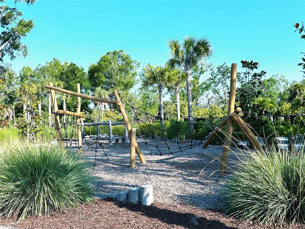 5770 WINDY BAY TERRACE Nokomis, FL 34275