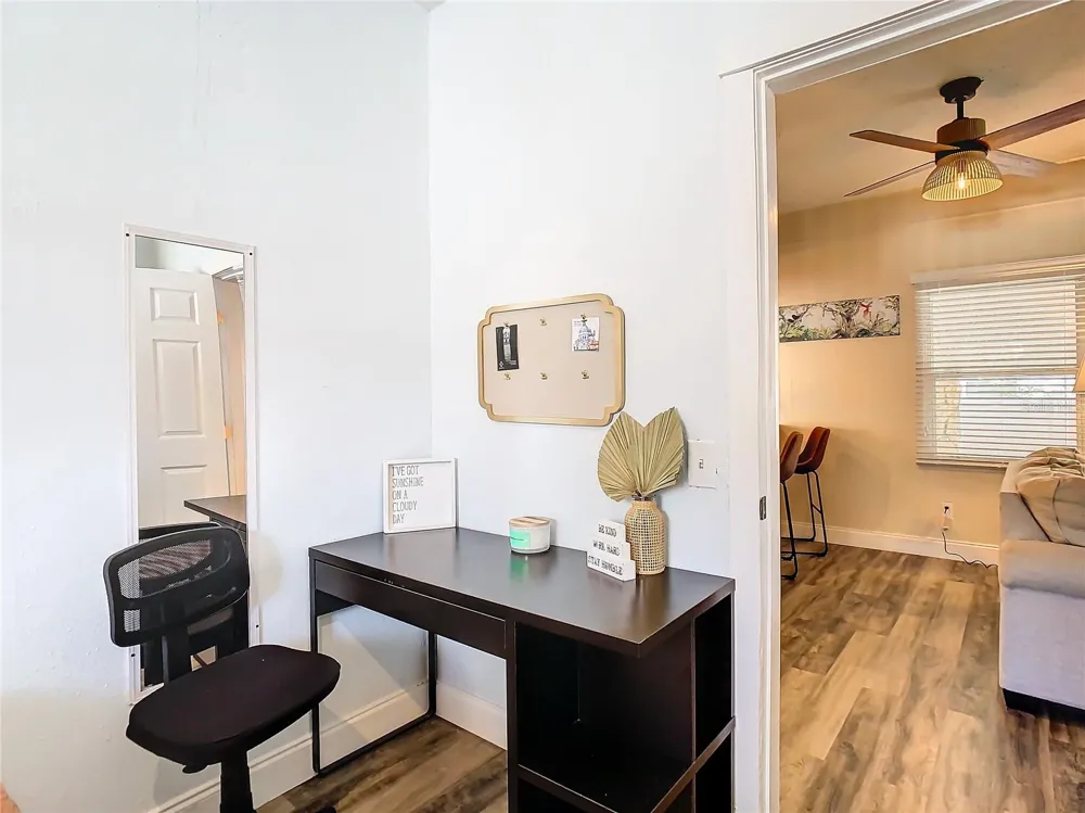 3321 W AILEEN STREET Tampa, FL 33607
