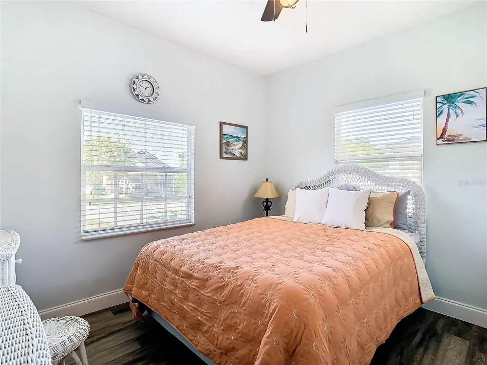 3321 W AILEEN STREET Tampa, FL 33607