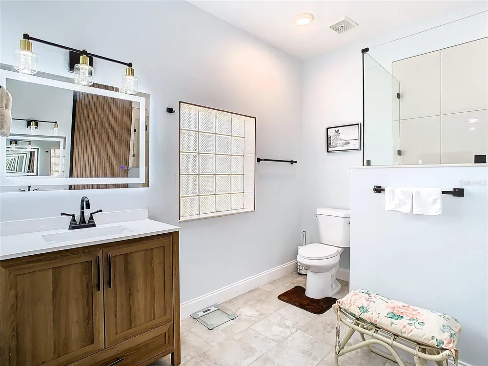 3321 W AILEEN STREET Tampa, FL 33607