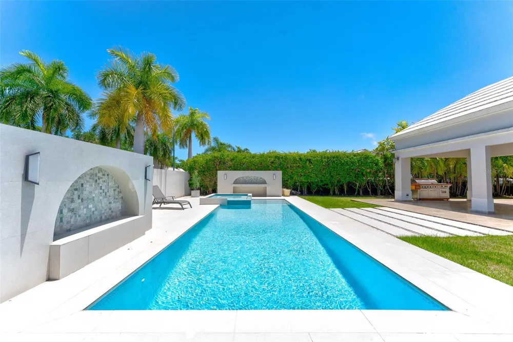 24 PASEO LAS PALMAS Dorado, Pr, PR 00646