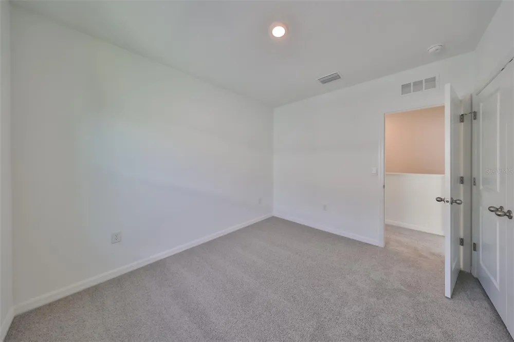 379 MANGROVE SHADE CIRCLE Apollo Beach, FL 33572