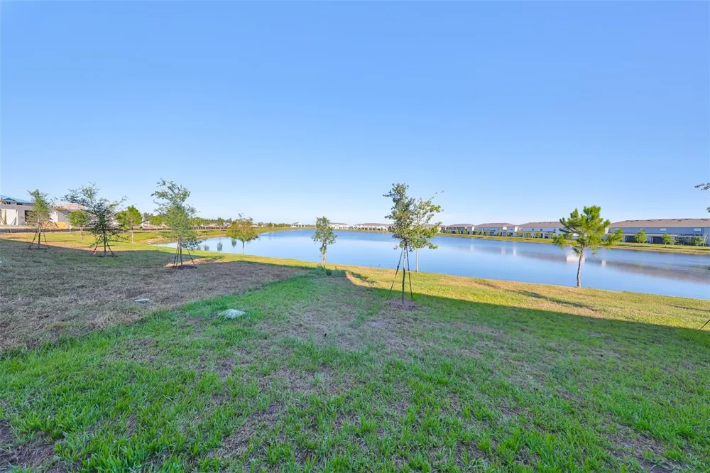 379 MANGROVE SHADE CIRCLE Apollo Beach, FL 33572