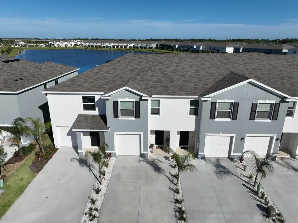 379 MANGROVE SHADE CIRCLE Apollo Beach, FL 33572