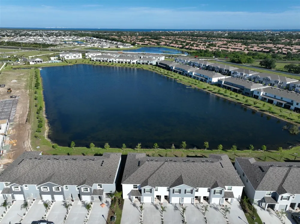379 MANGROVE SHADE CIRCLE Apollo Beach, FL 33572