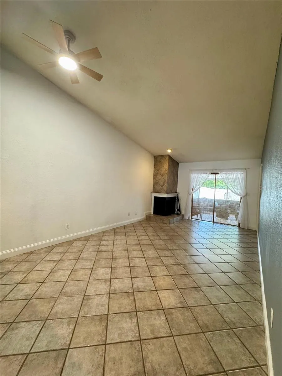 8381 CITRUS CHASE DRIVE Orlando, FL 32836