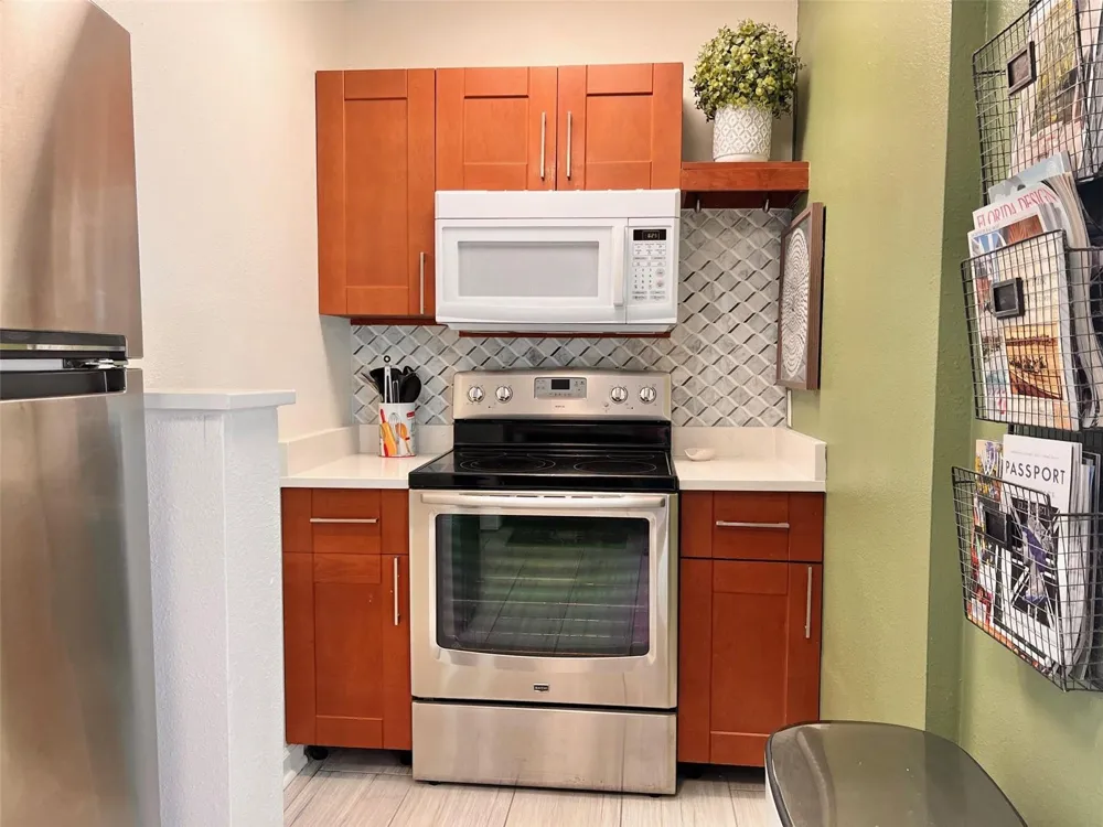 151 ORLANDO AVENUE #203 Winter Park, FL 32789