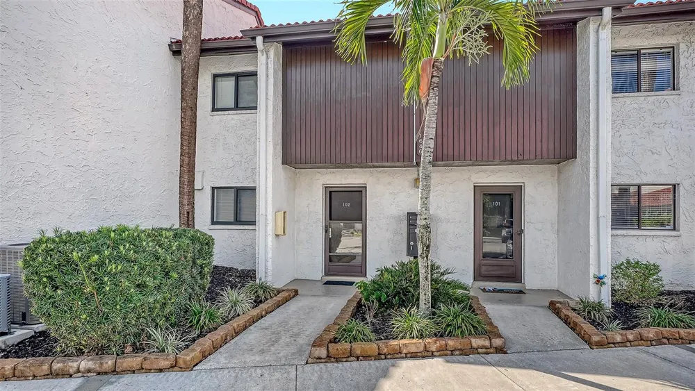 1646 STICKNEY POINT ROAD #101 Sarasota, FL 34231