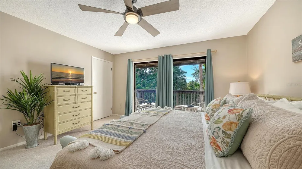 1646 STICKNEY POINT ROAD #101 Sarasota, FL 34231