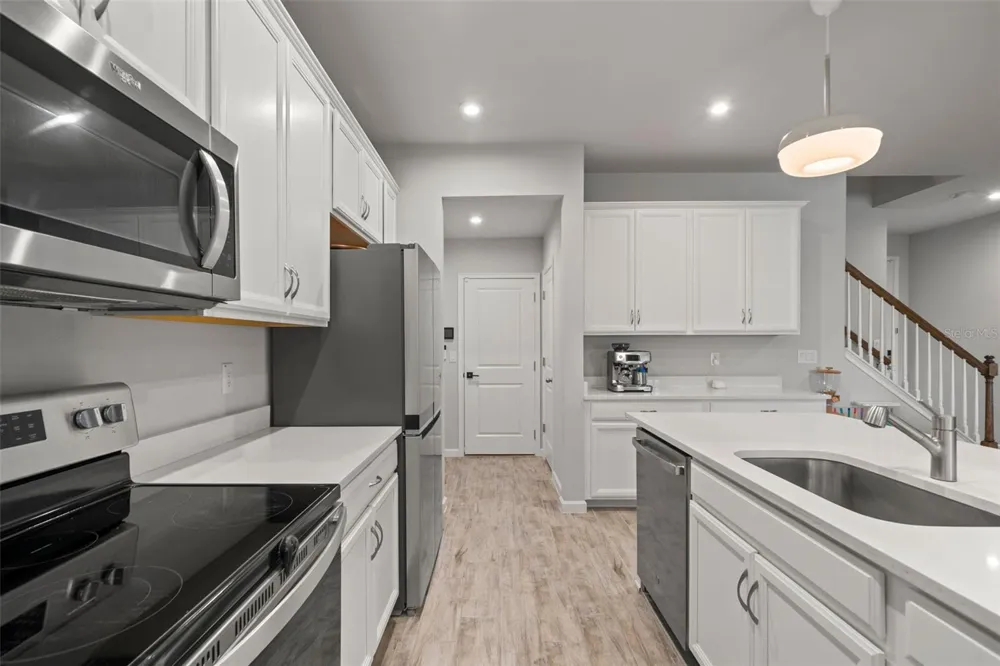 26069 WOVEN WICKER BEND Lutz, FL 33559