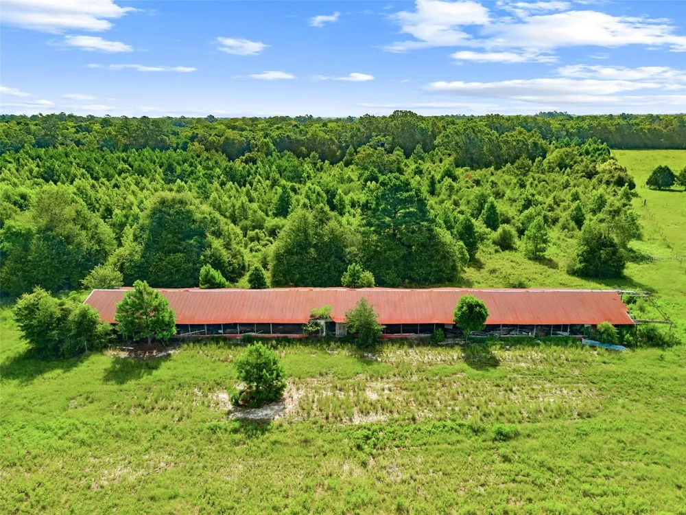 2853 R M WARD ROAD Ponce De Leon, FL 32455
