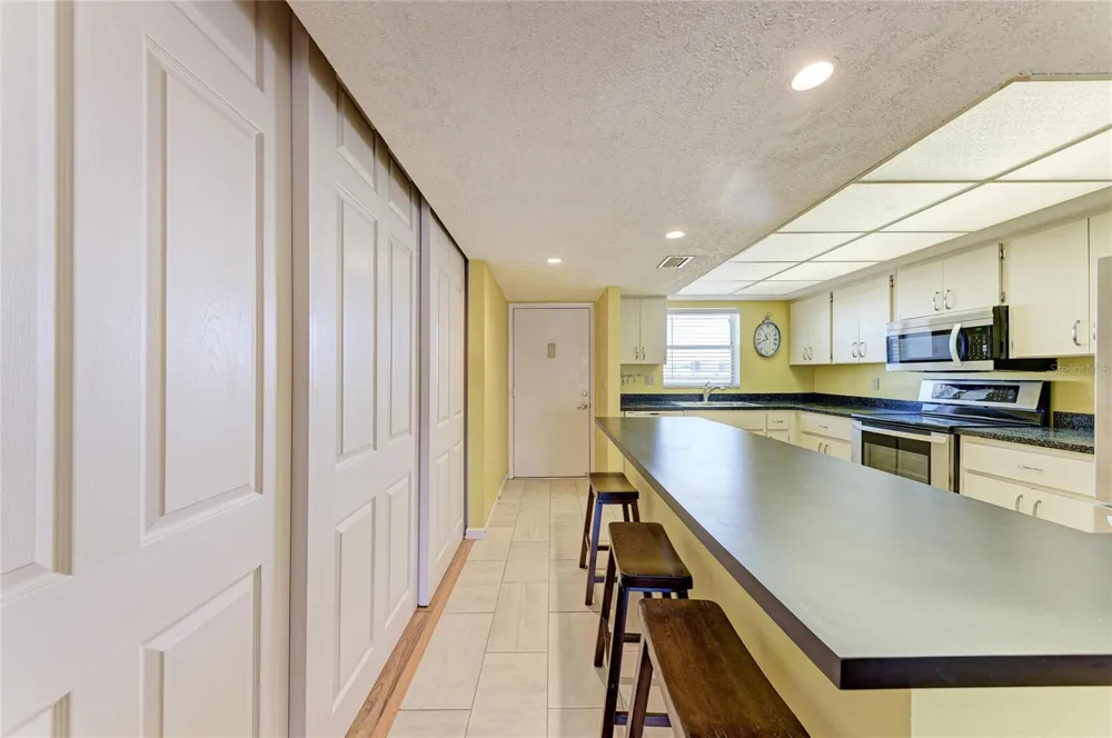 3983 MACEACHEN BOULEVARD #434 Sarasota, FL 34233