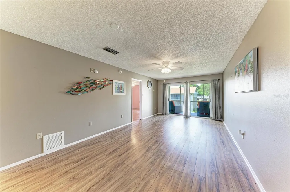 3983 MACEACHEN BOULEVARD #434 Sarasota, FL 34233