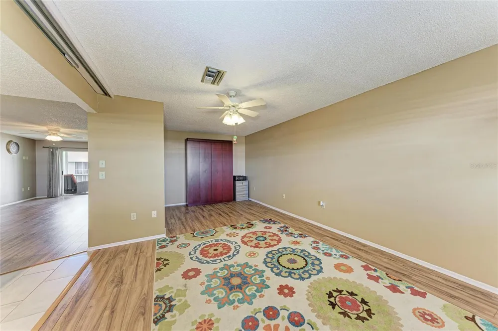 3983 MACEACHEN BOULEVARD #434 Sarasota, FL 34233