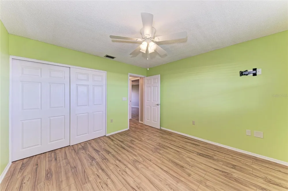 3983 MACEACHEN BOULEVARD #434 Sarasota, FL 34233