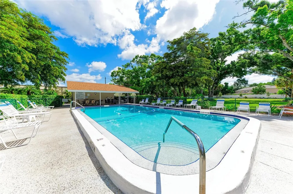 3983 MACEACHEN BOULEVARD #434 Sarasota, FL 34233