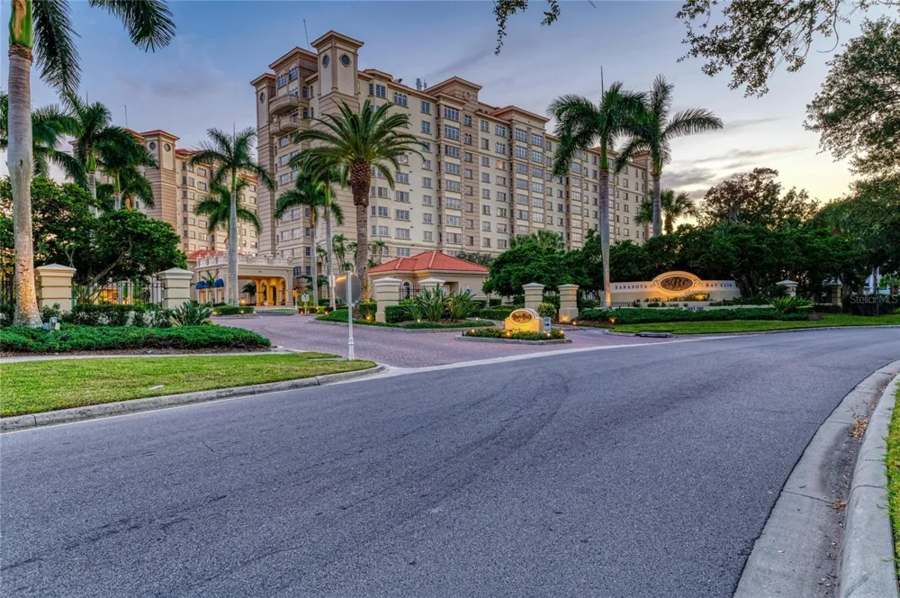 3983 MACEACHEN BOULEVARD #434 Sarasota, FL 34233