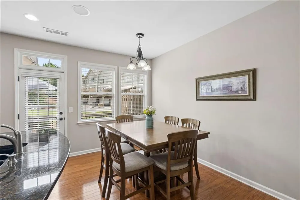503 Grove Field Court Suwanee, GA 30024
