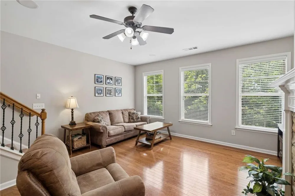 503 Grove Field Court Suwanee, GA 30024