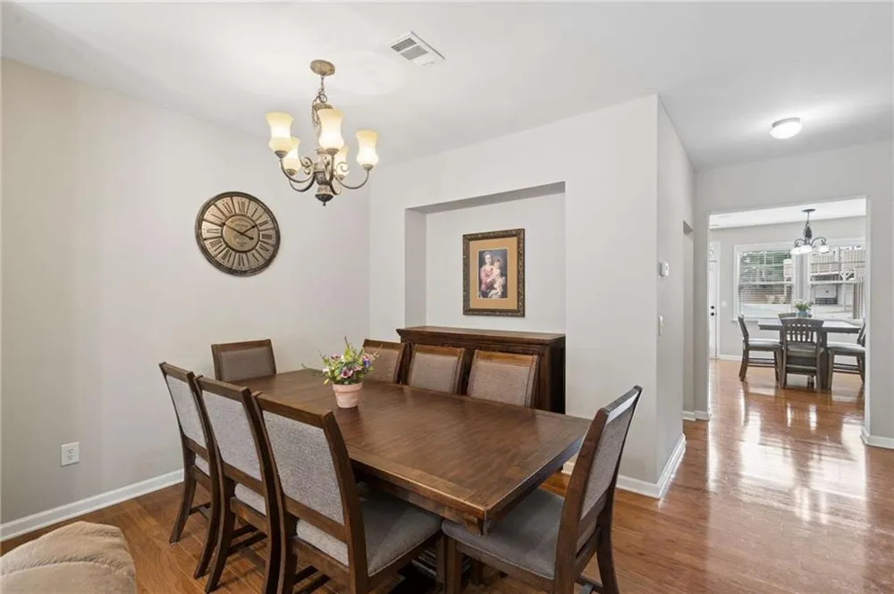 503 Grove Field Court Suwanee, GA 30024