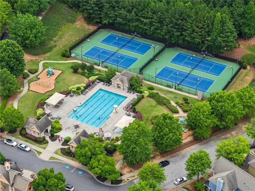 503 Grove Field Court Suwanee, GA 30024