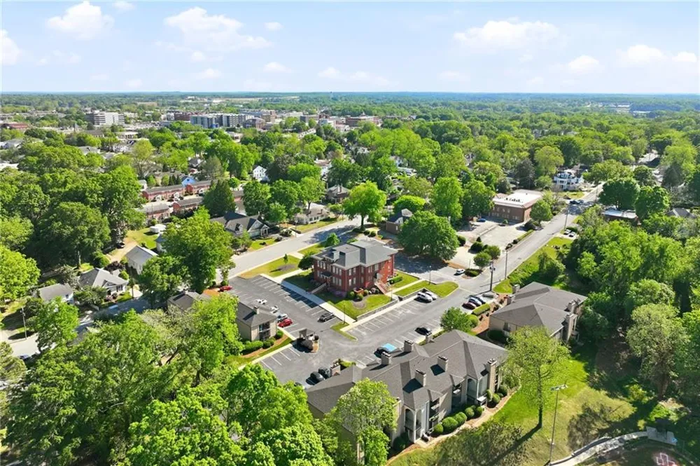605 Candler Street #B13 Gainesville, GA 30501